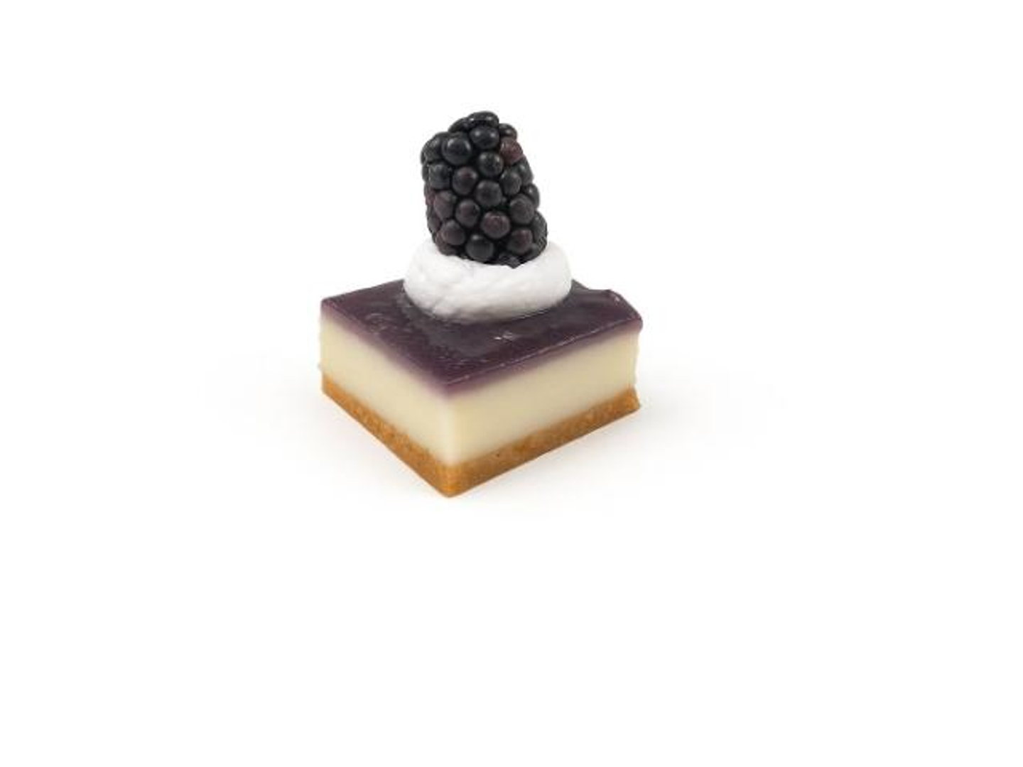 Mini Blackberry Cheesecake With Cream