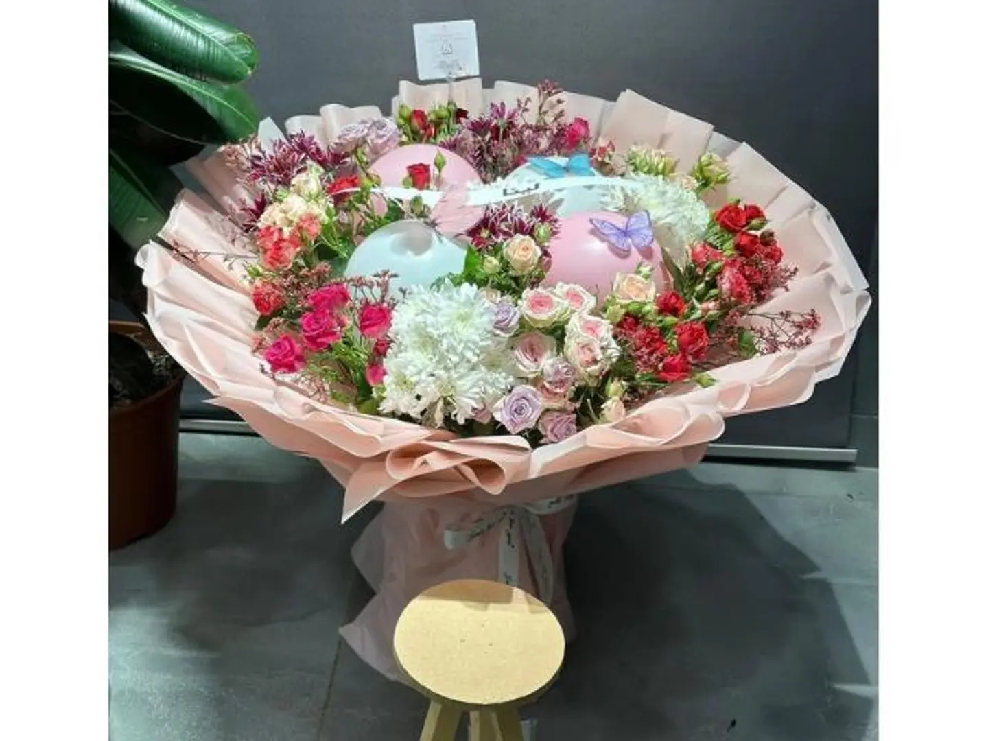 Feminine Glow Bouquet