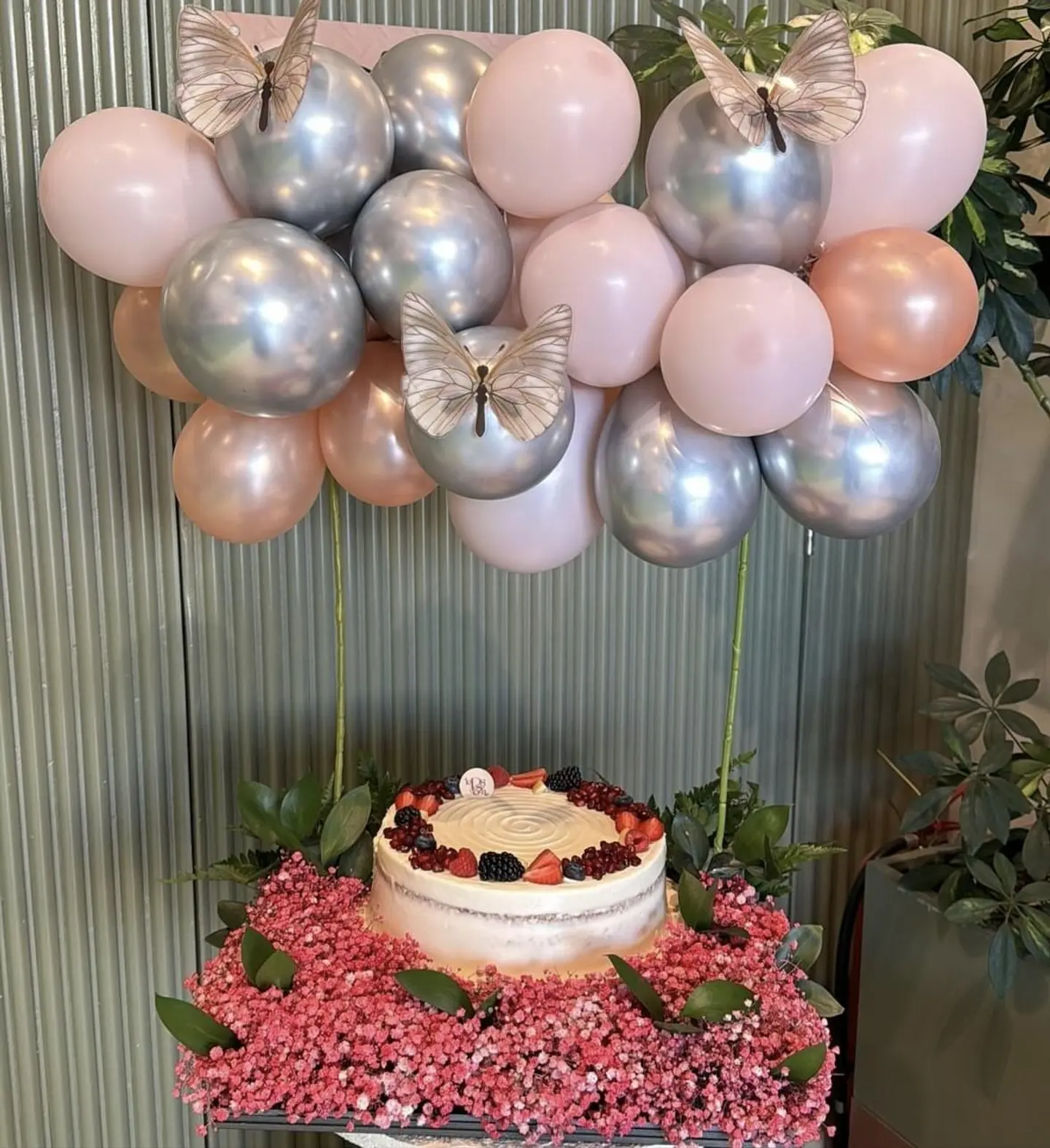 Flowers Cake And Balloon