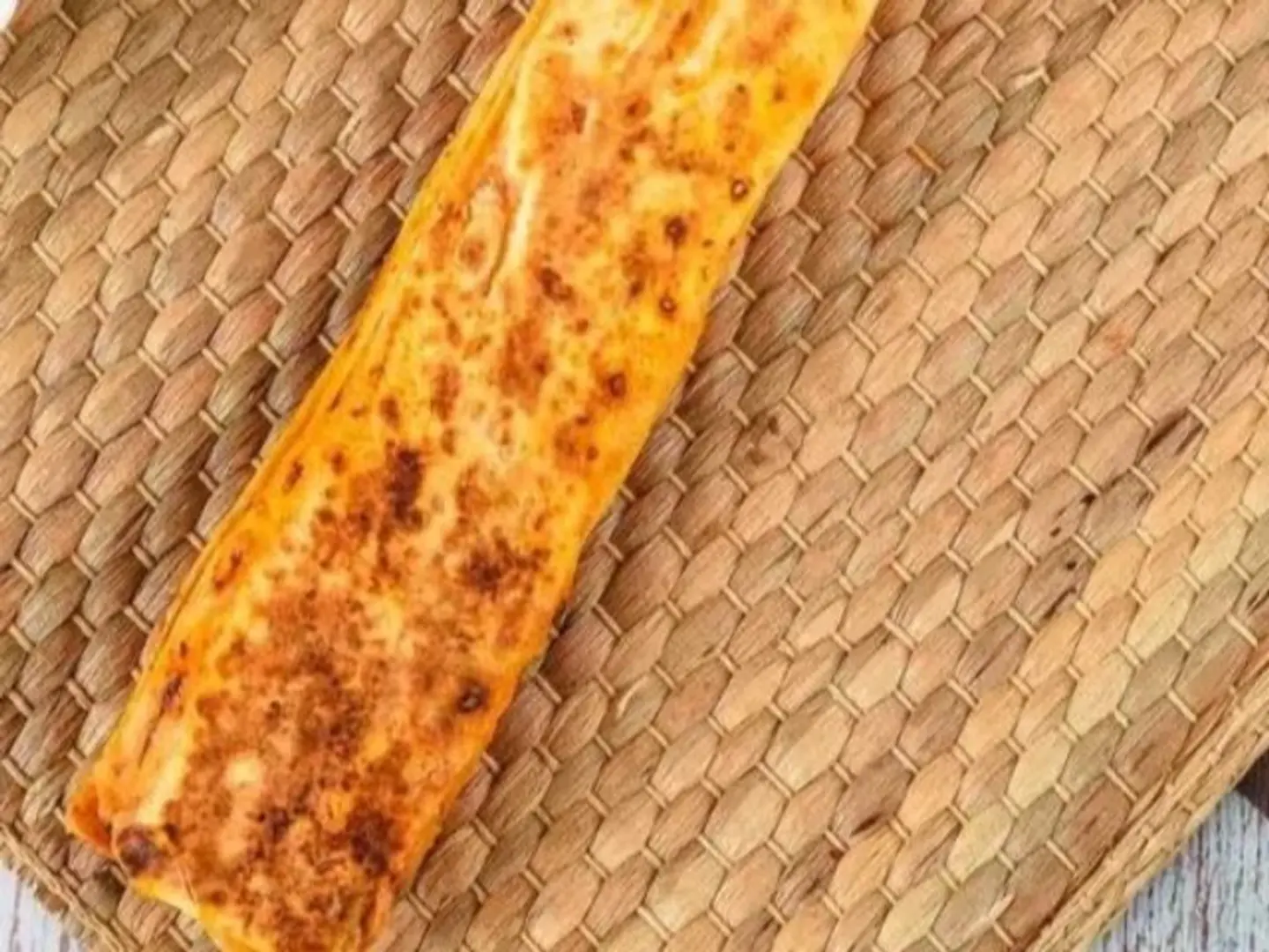 صاروخ بالخبز الأحمر