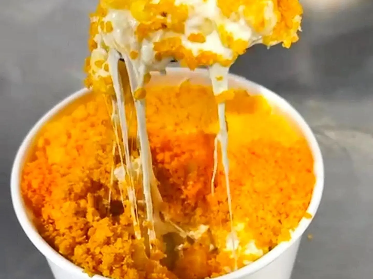 Small Cheetos Corn With Mozzarella Cheese