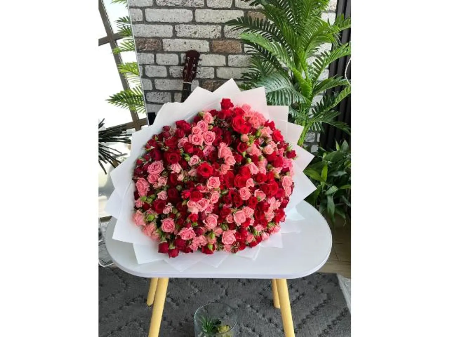 Giant Bb Rose Bouquet