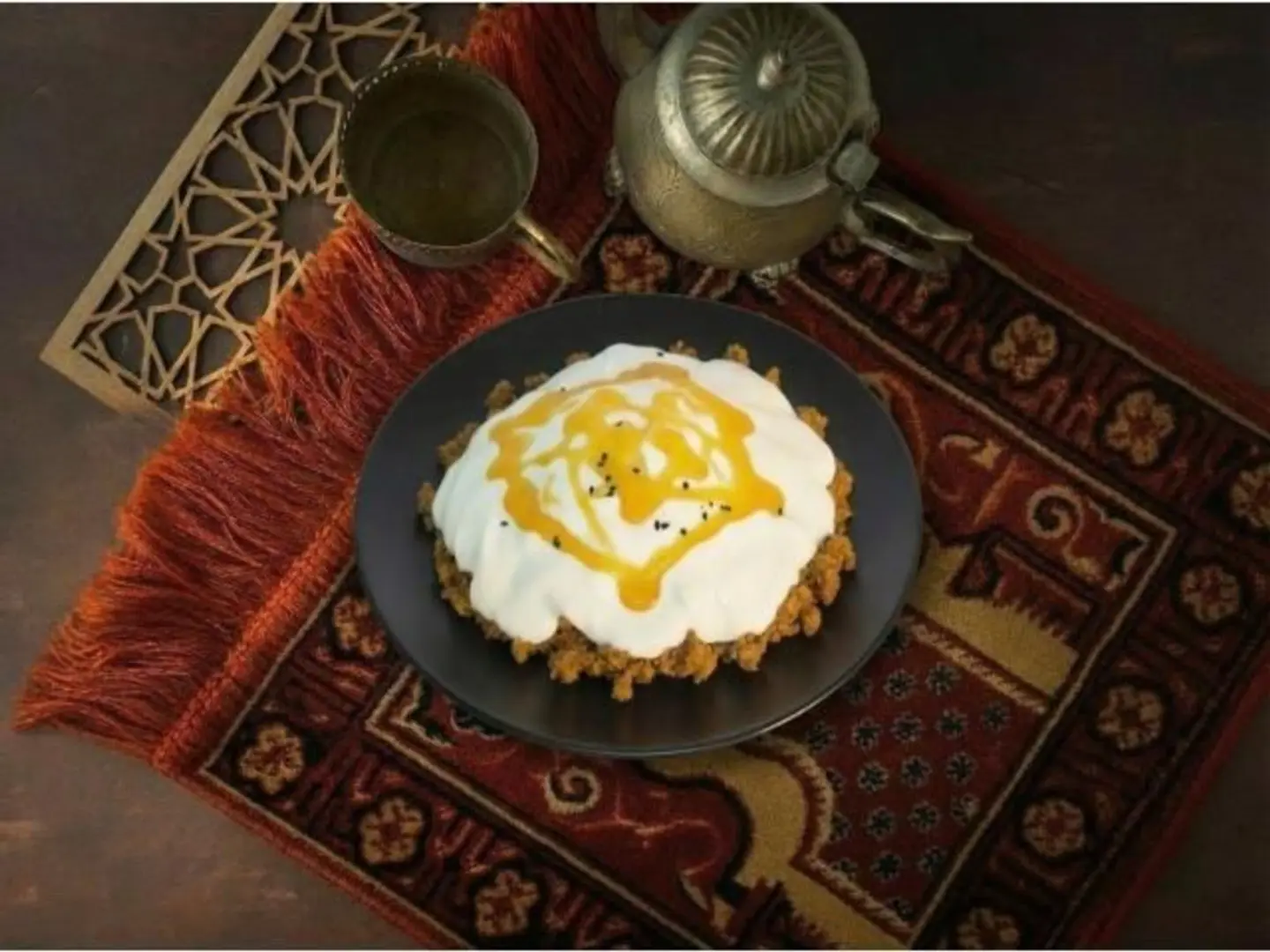 فتة قشطة وعسل