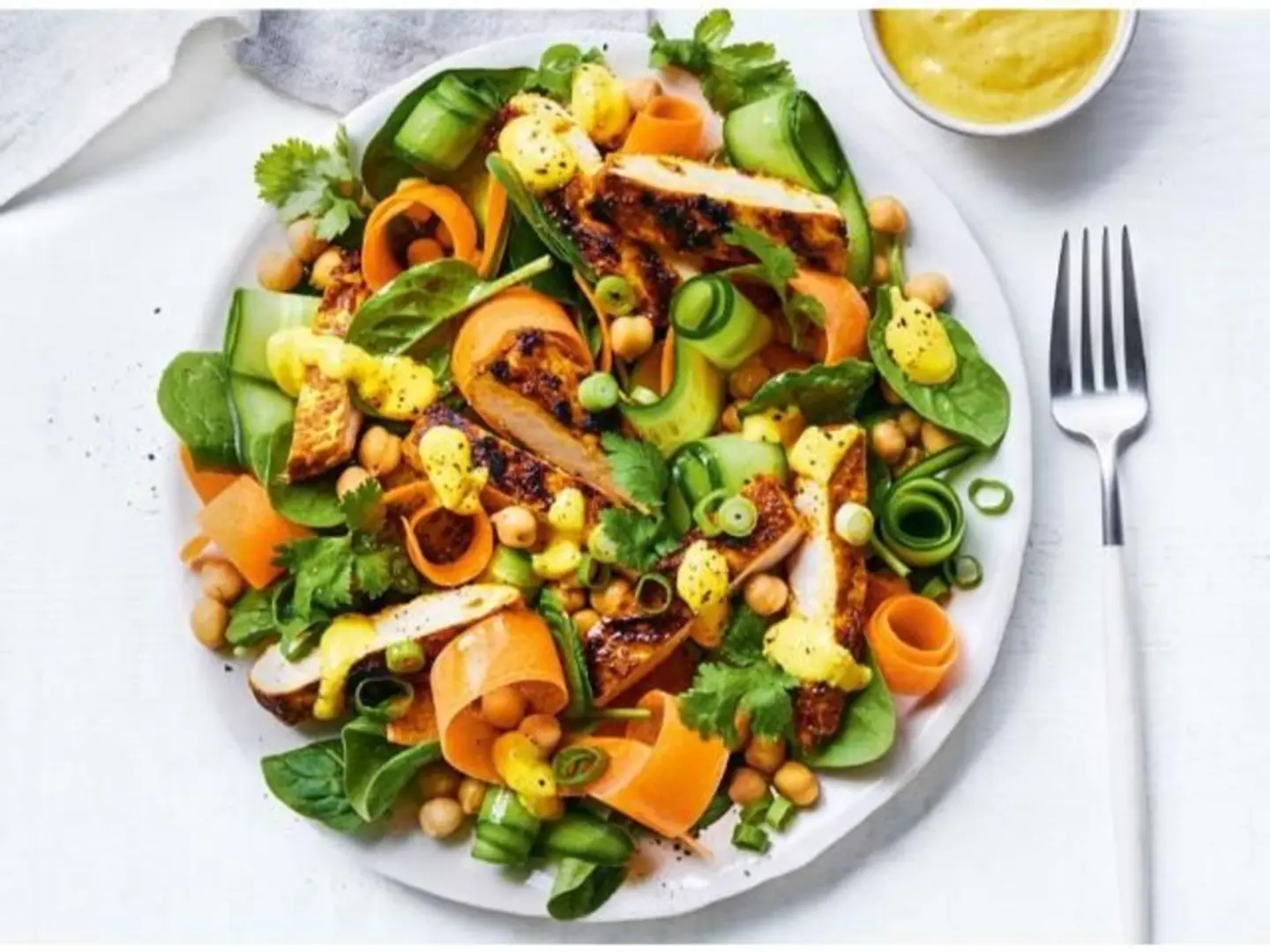 سلطة دجاج تيكا