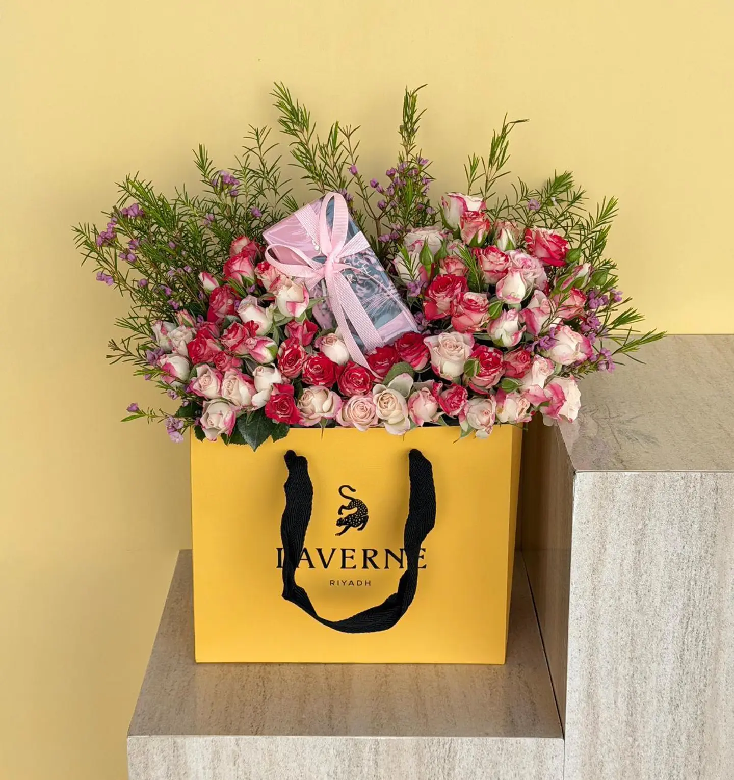 تنسيق عطر مس لافيرن بلوم