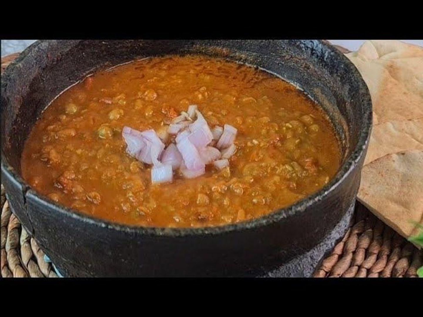 صحن بازلاء ساده