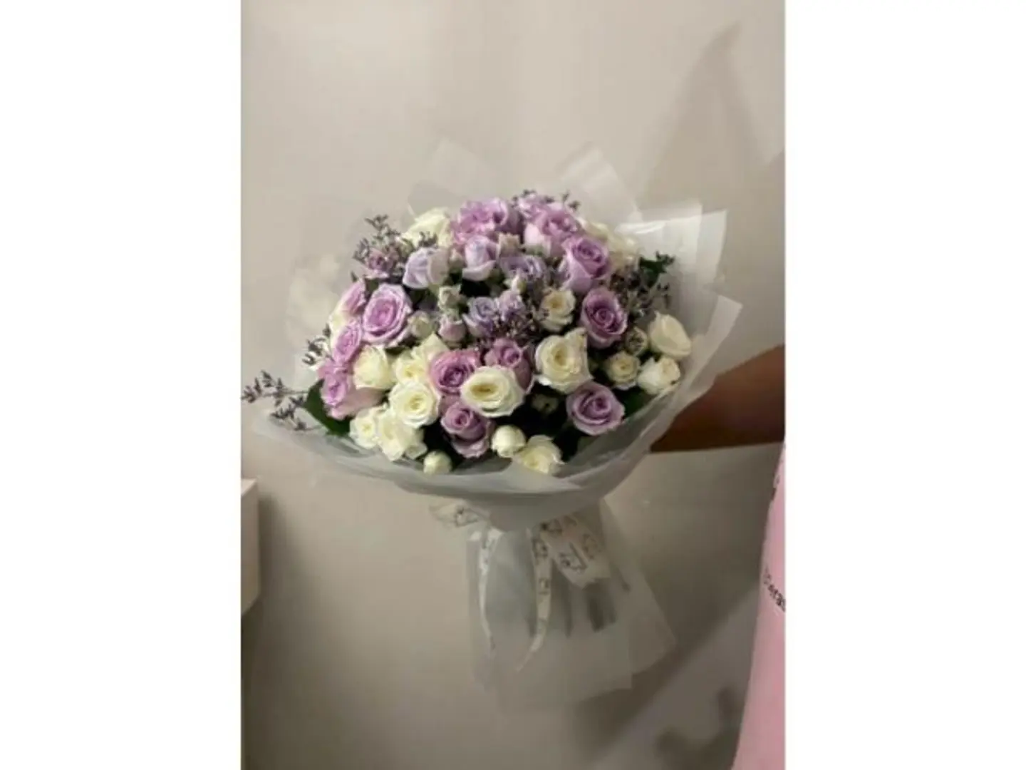 بوكية موف و ابيض