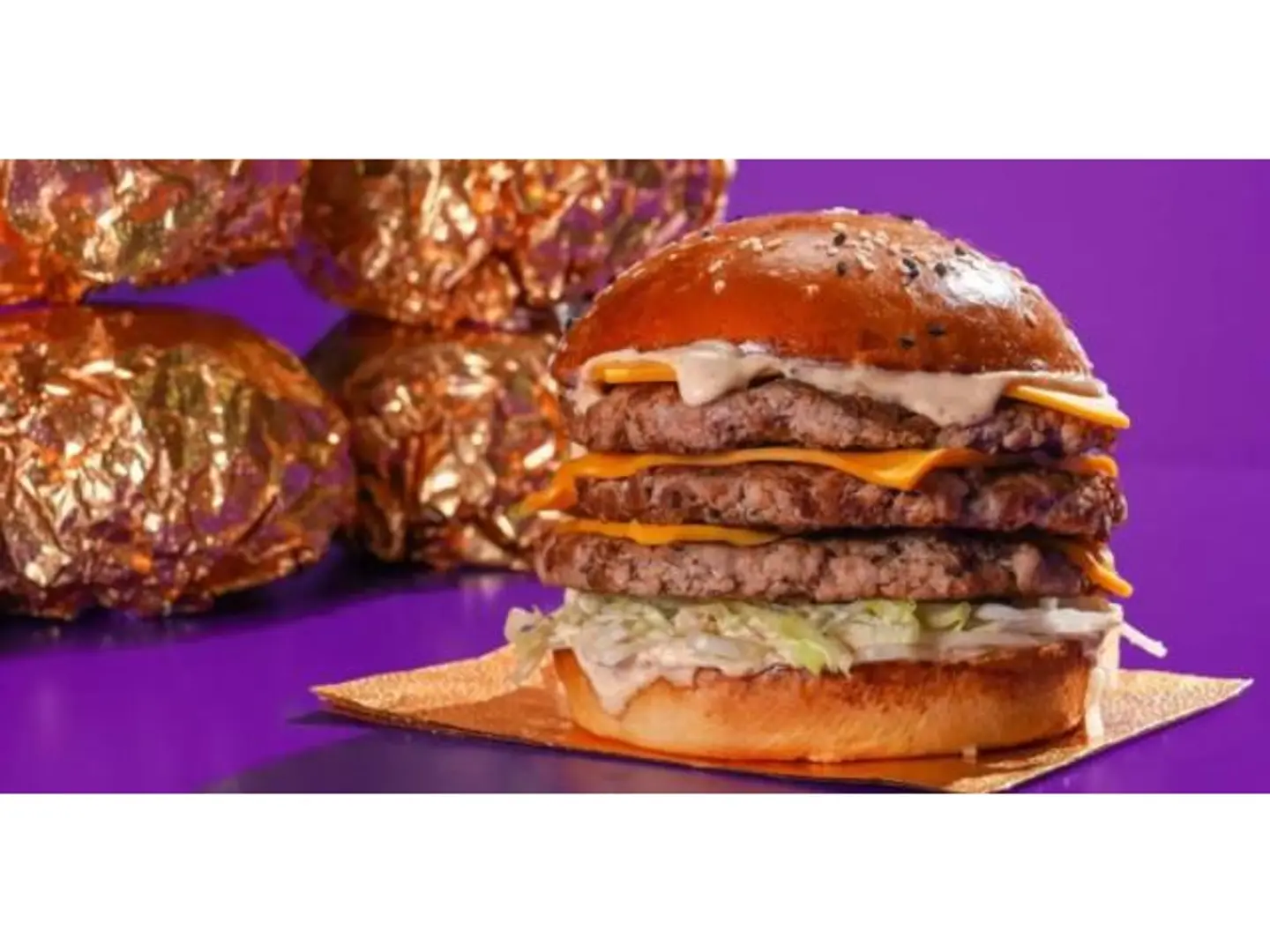 تربل همبرجر اللحم العملاق