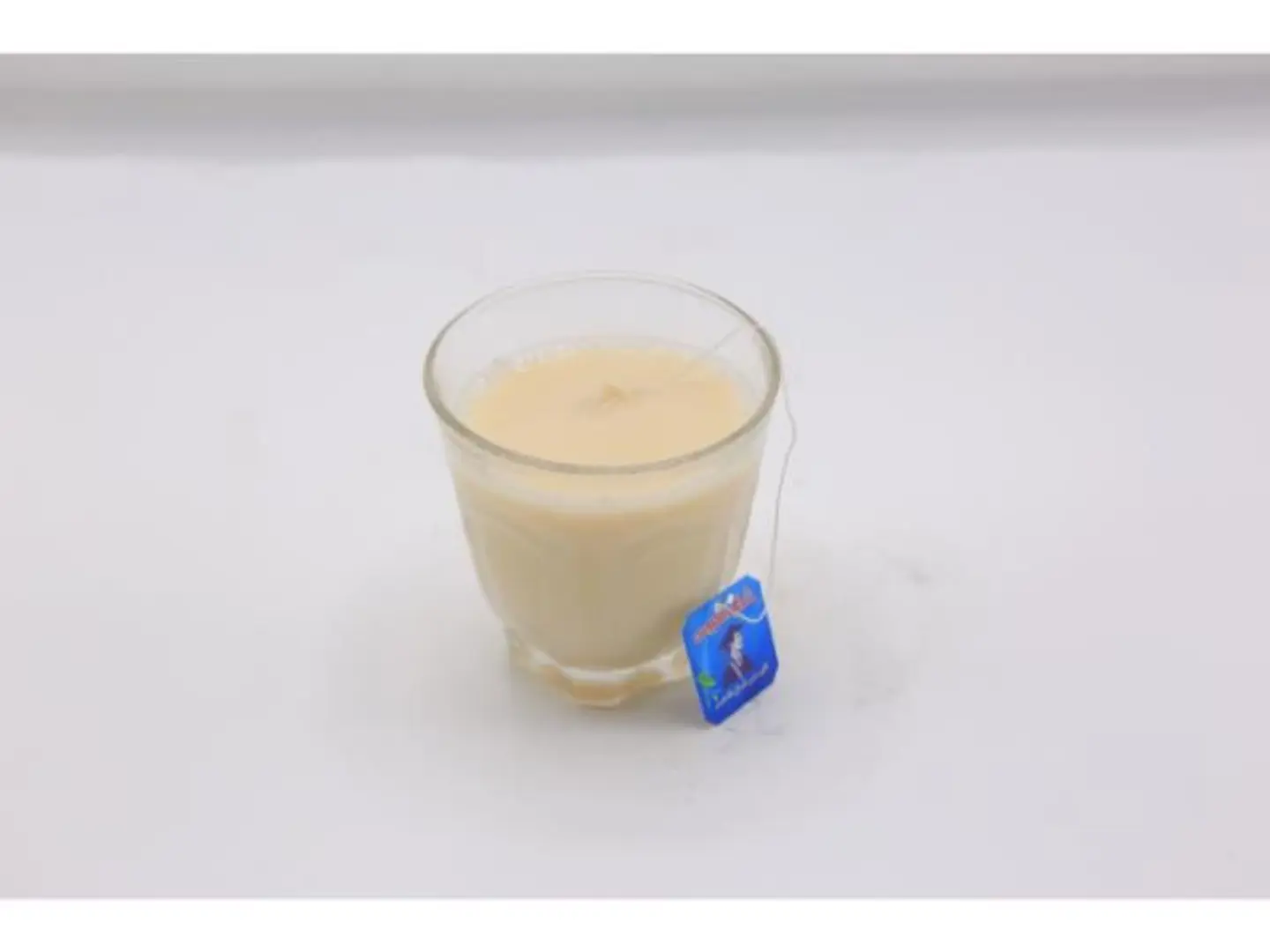 حليب شاي