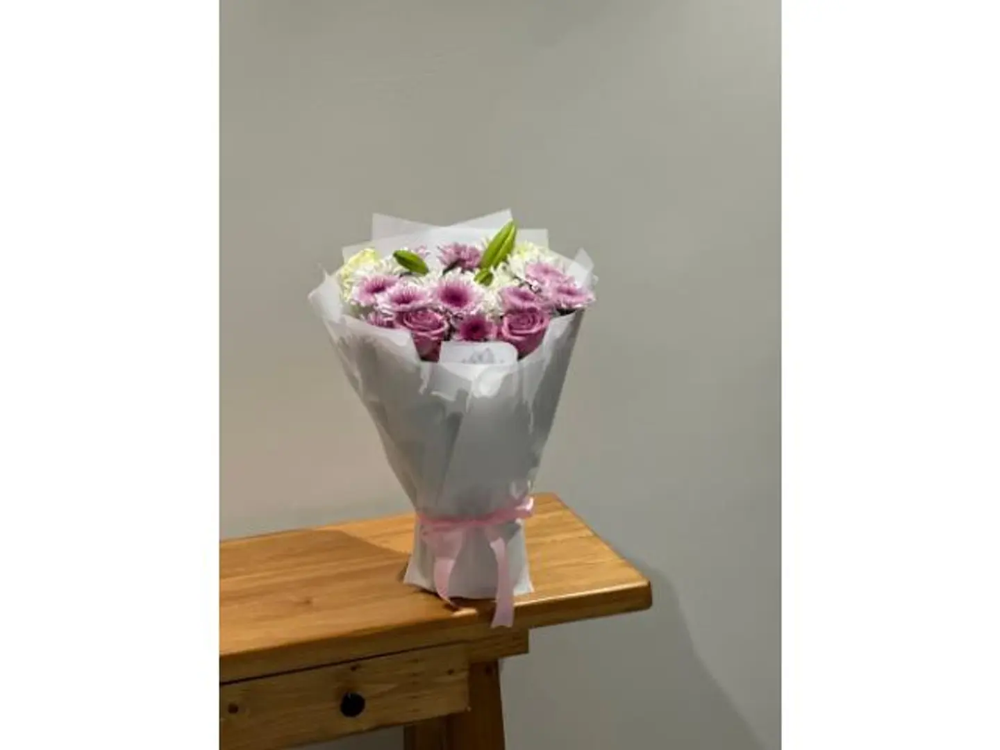 باقة كريز مع جوري