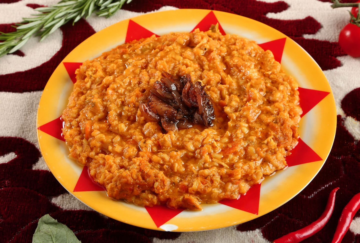 الجريش الأحمر بالدجاج