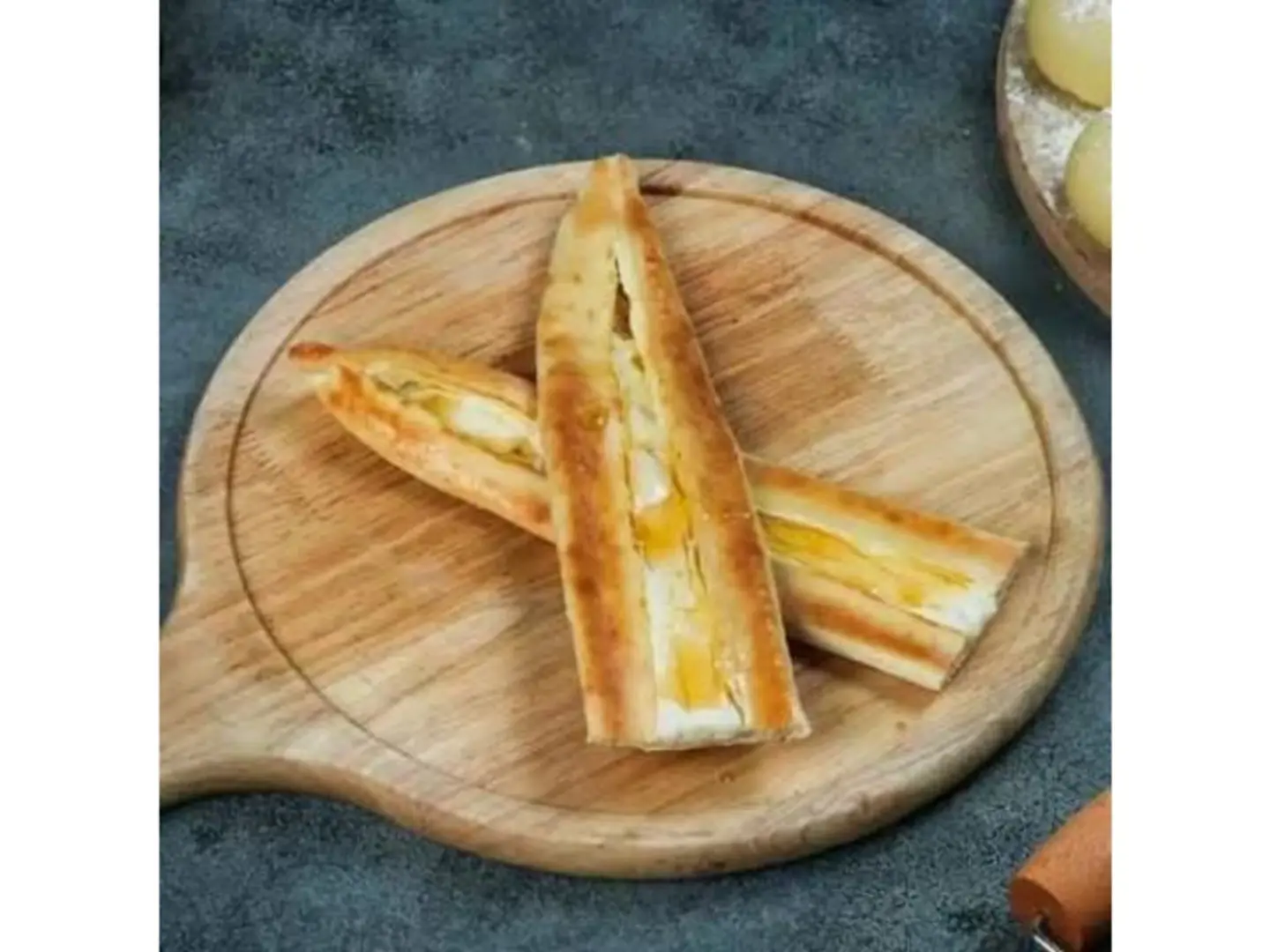 لبنة عسل