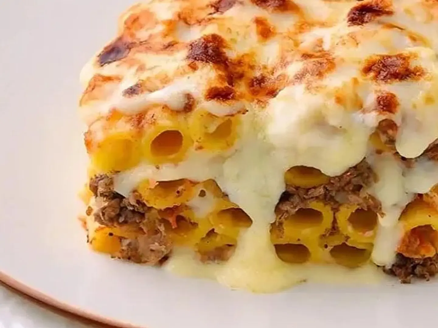 Macaroni With Bechamel Sauce