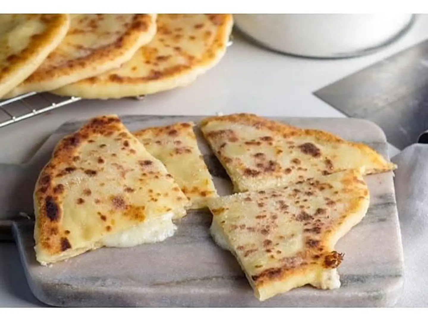 جبن سادة خبز صاج