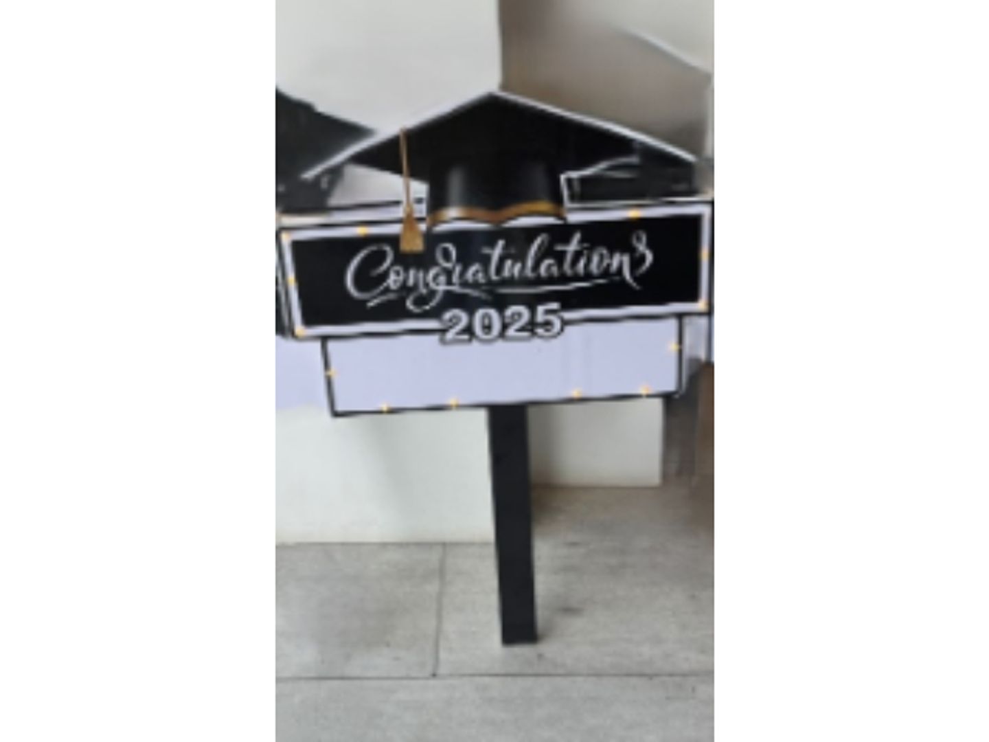Illuminated Graduation Tassel With A Personalized Erasable Pen.