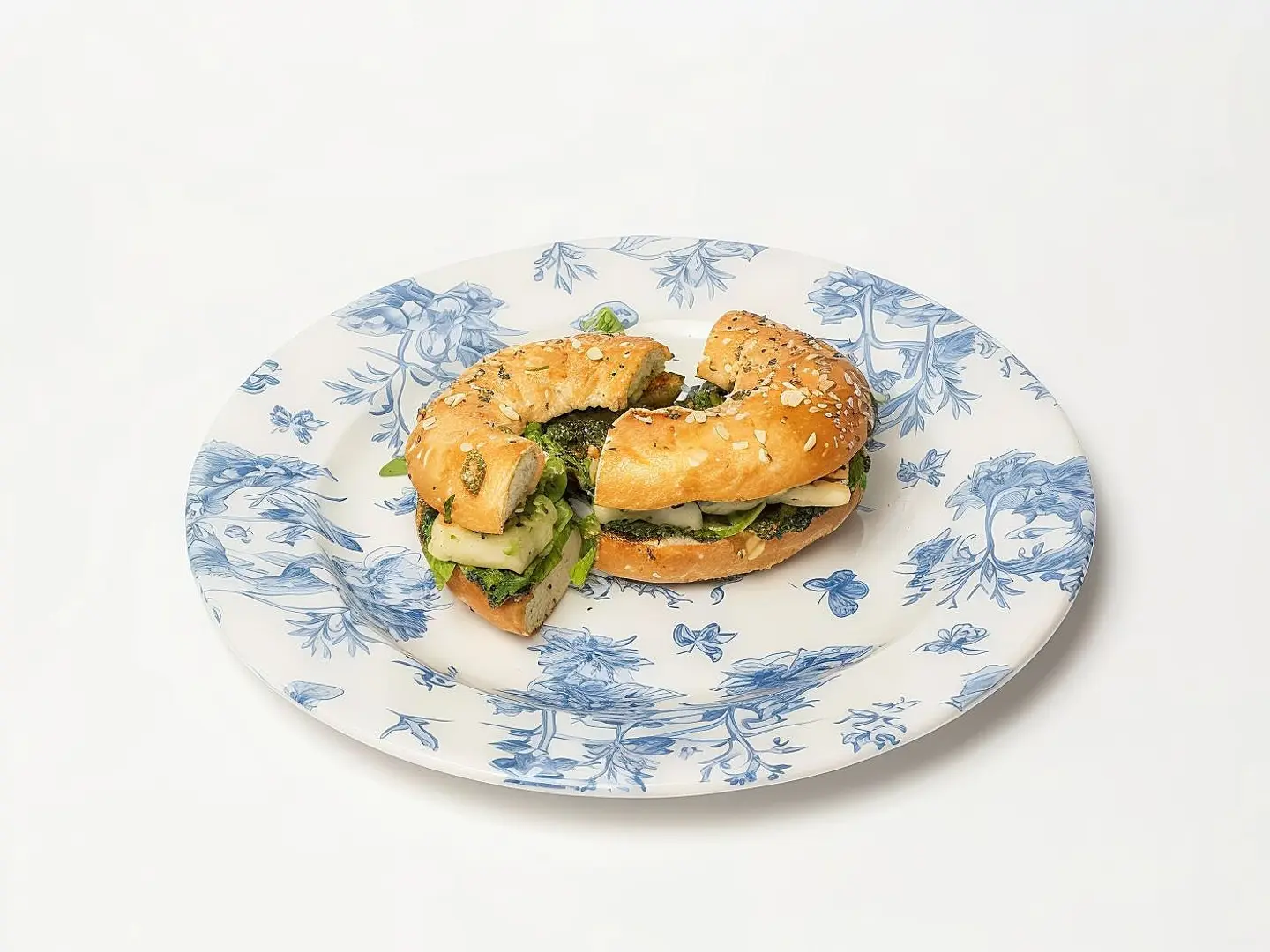 Halloumi Pesto Bagel