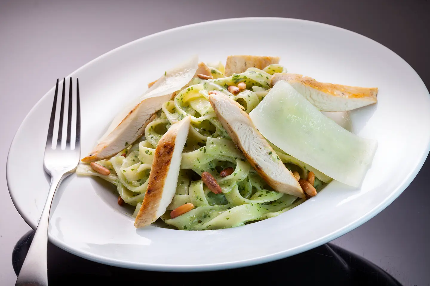 White Pasta With Chicken