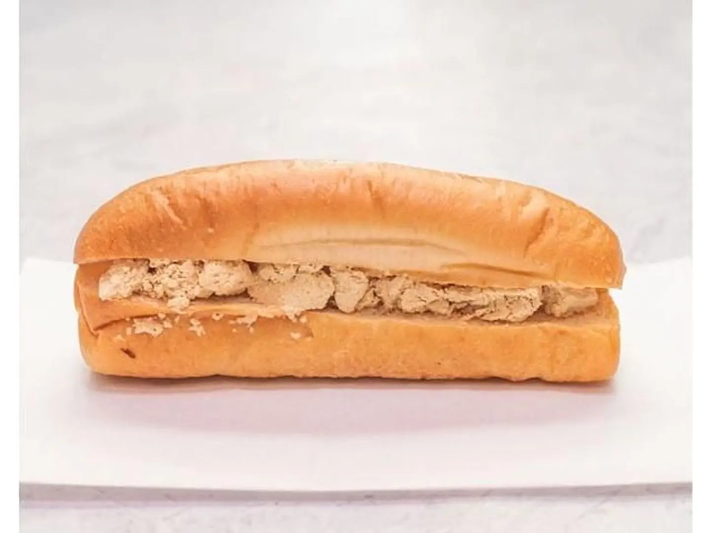 ساندوتش جبنة رومي جبن وقشطة