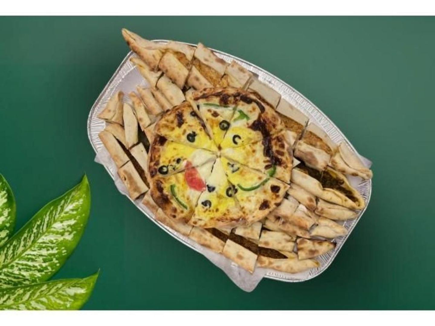 طبق مشكل فطائر صغير
