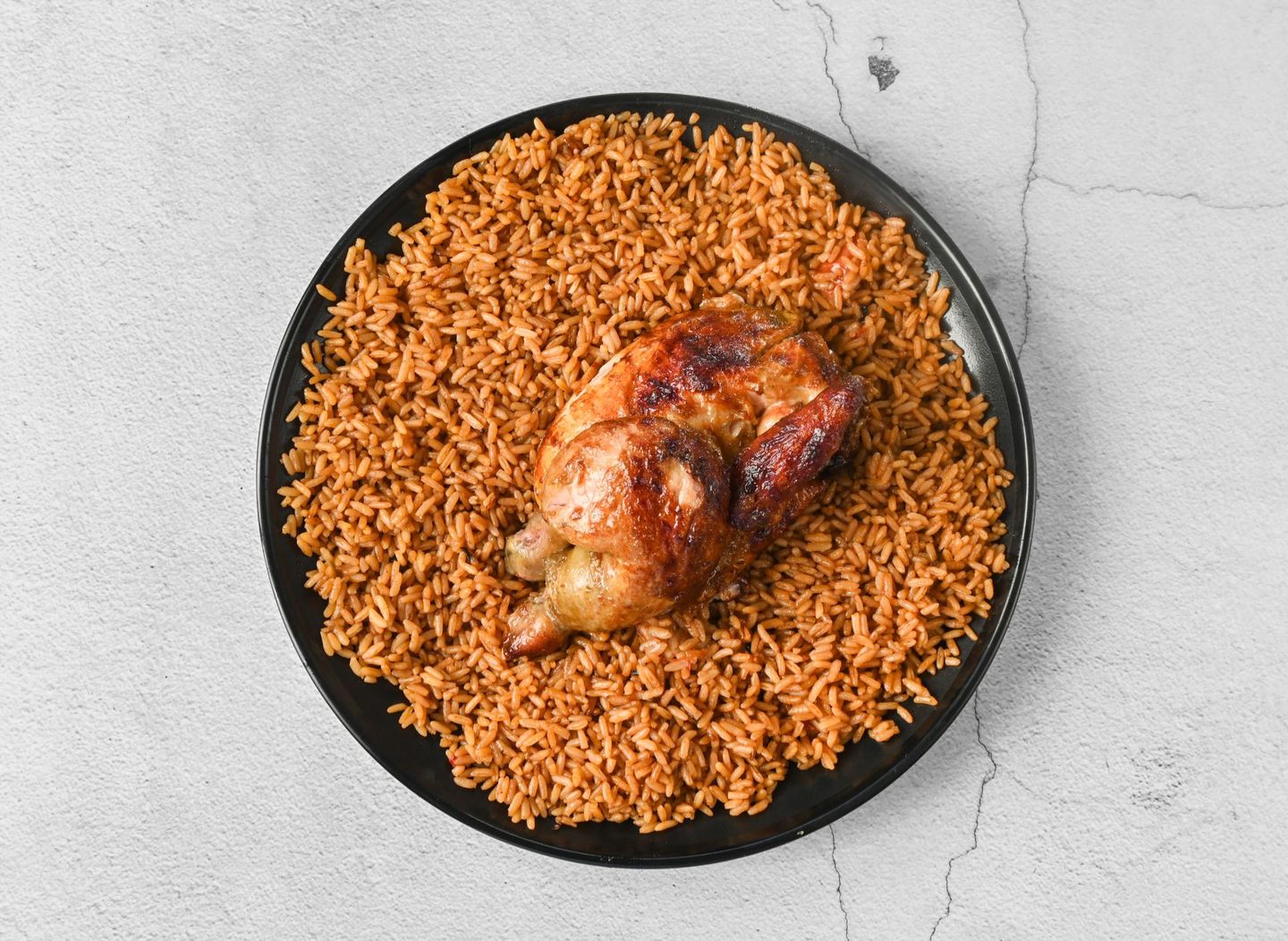 نصف دجاج شوايه مع أرز احمر امريكي
