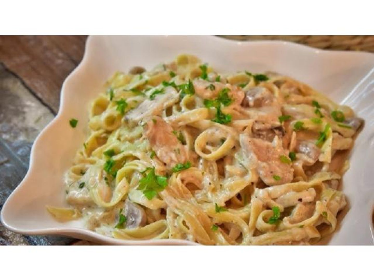 Fettuccine White Chicken