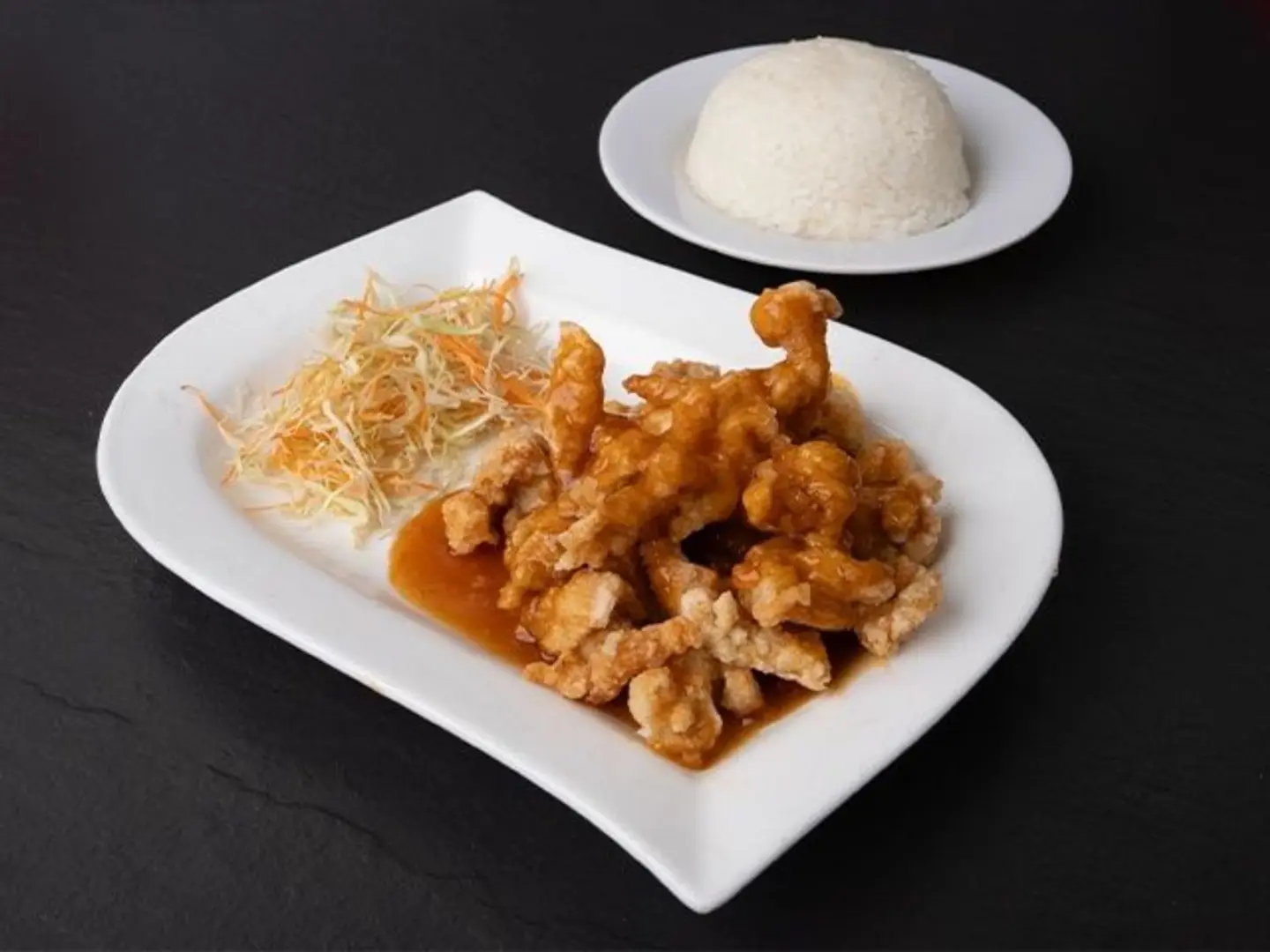 حبار بالثوم مع الأرز