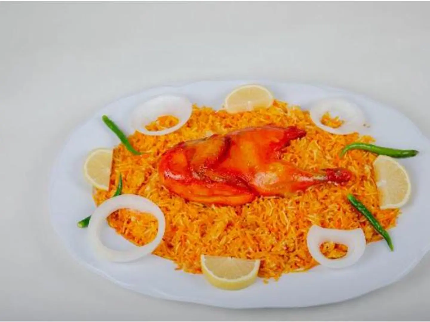 دجاج مضغوط نصف