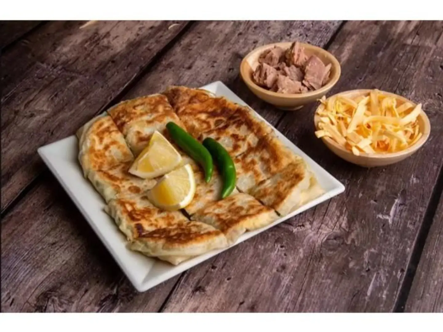 Mutabbak With Cheddar And Tuna