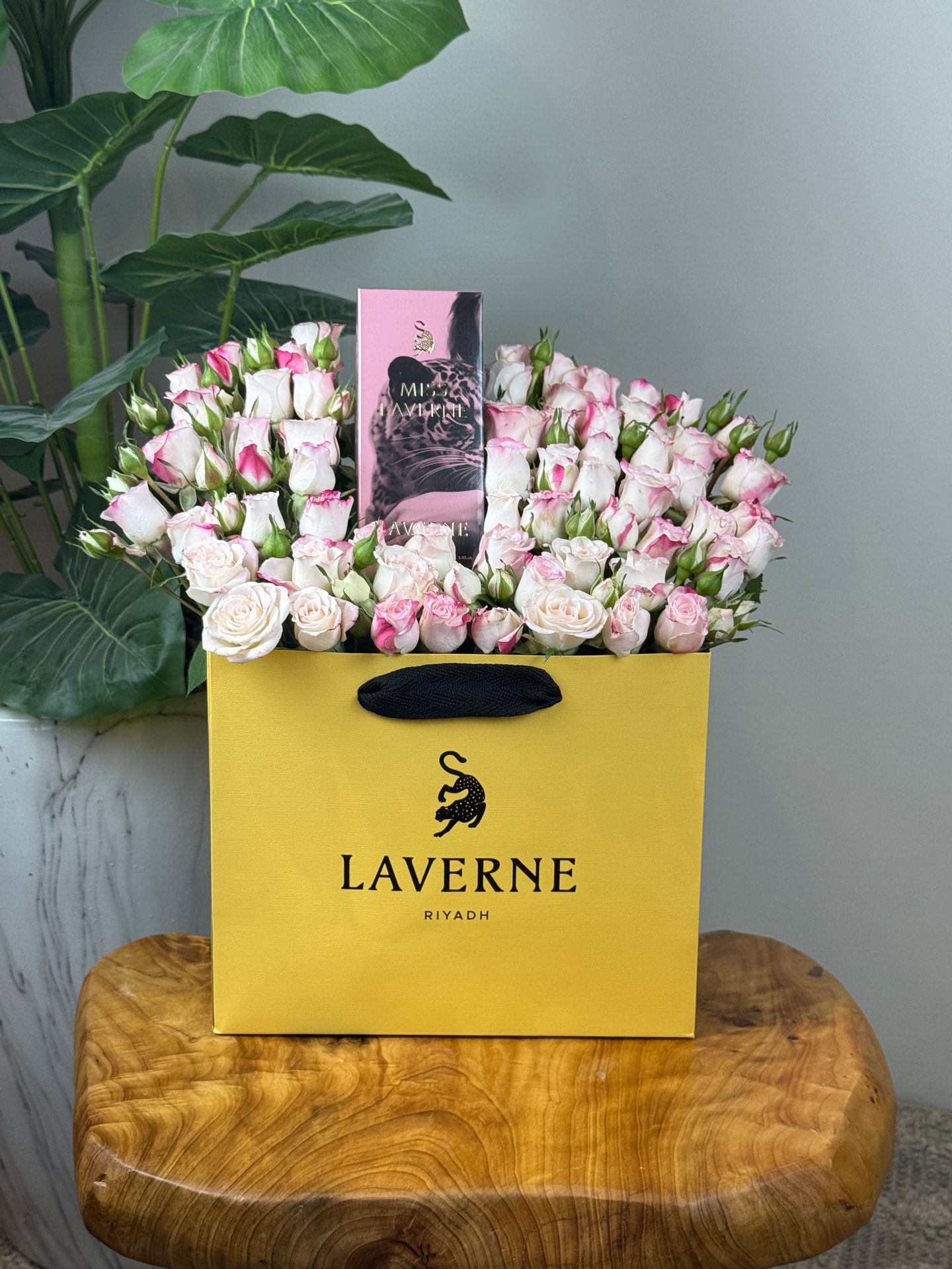 عطر مس لافيرن