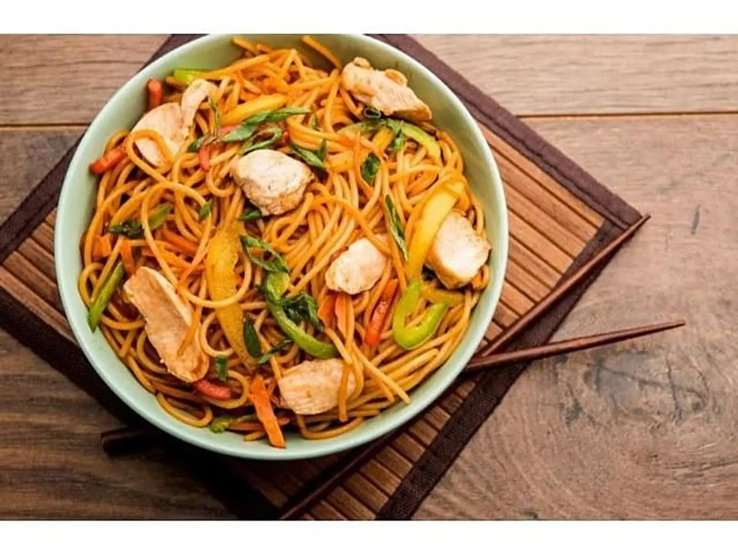 Schezwan Chicken Noodles