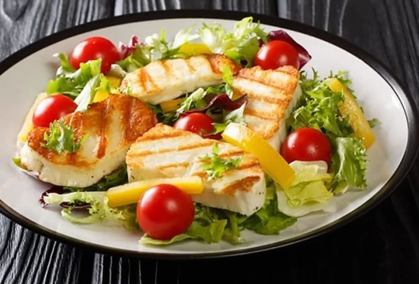 Halloumi Hamsa Plate