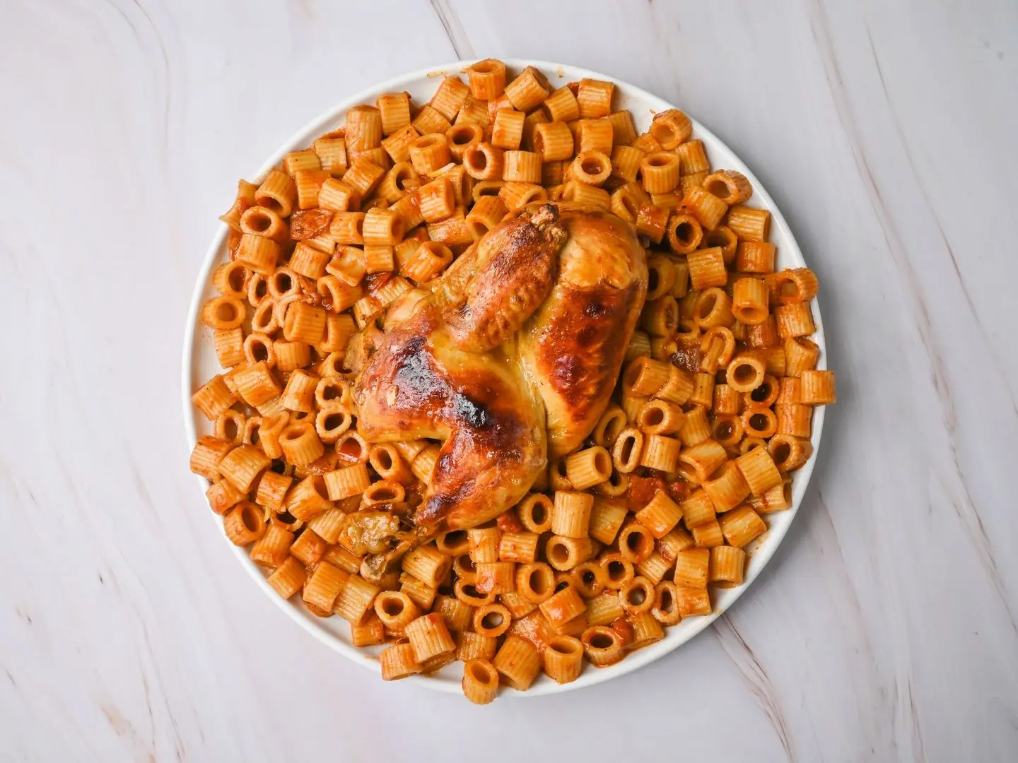 مضغوطي دجاج مكرونه