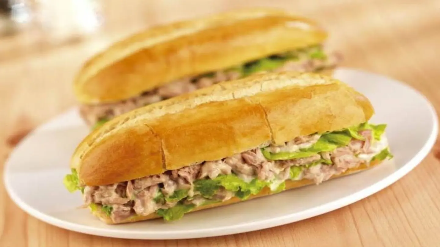 تونة غير مطبوخة نص