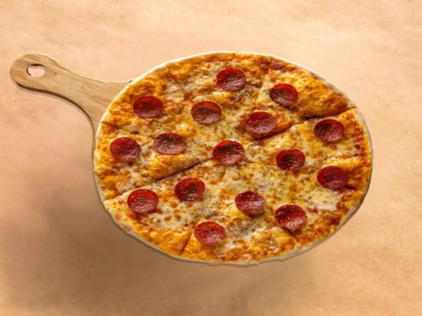 بيتزا بيبرونى