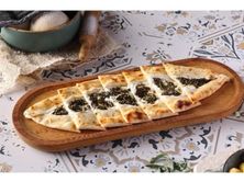 فطيرة لبنة بالزعتر