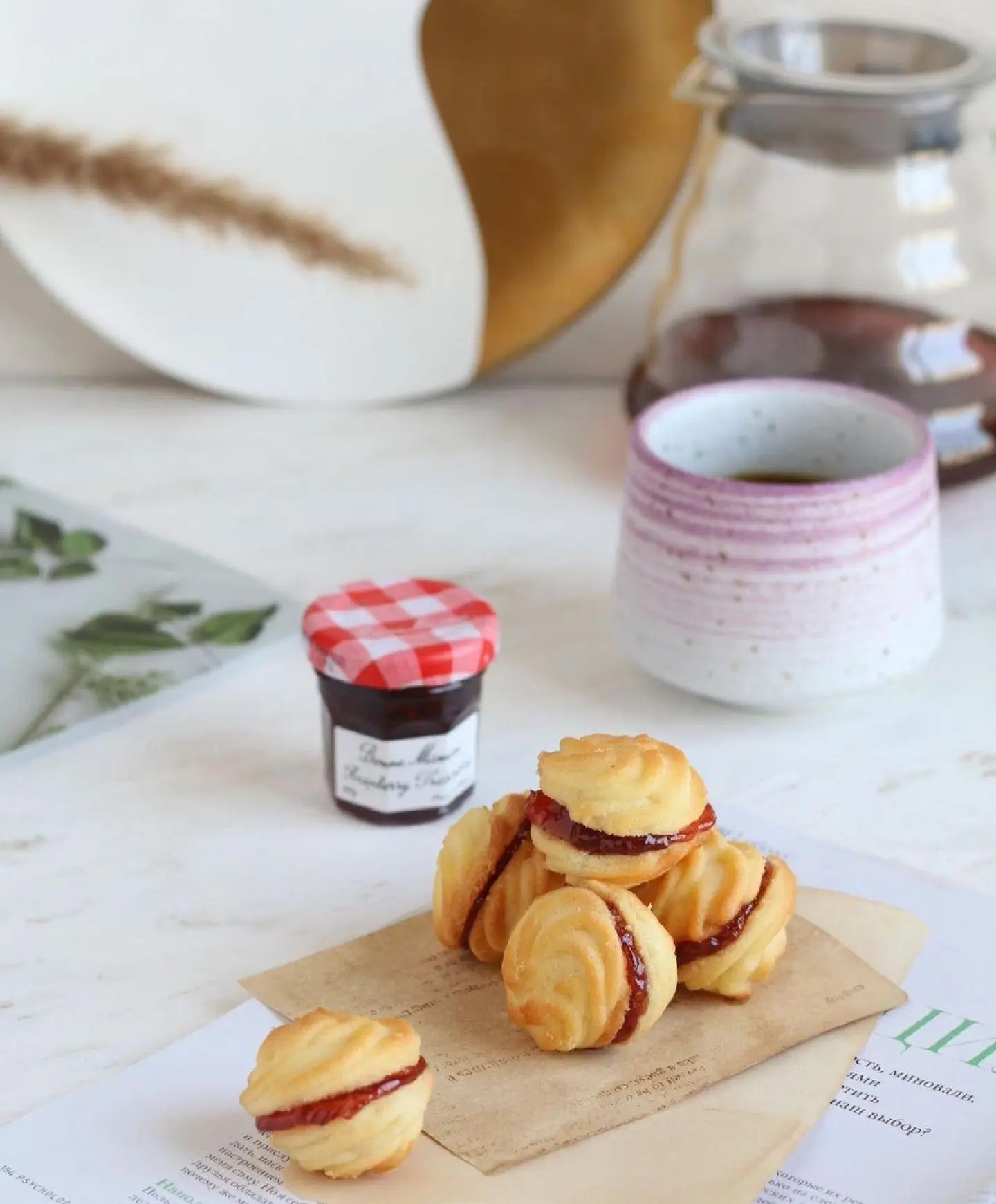 بيتي فور مربى بالفراولة