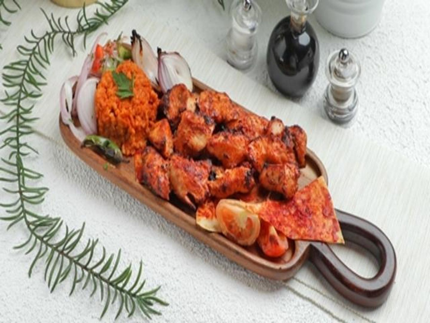 شيش طاووق