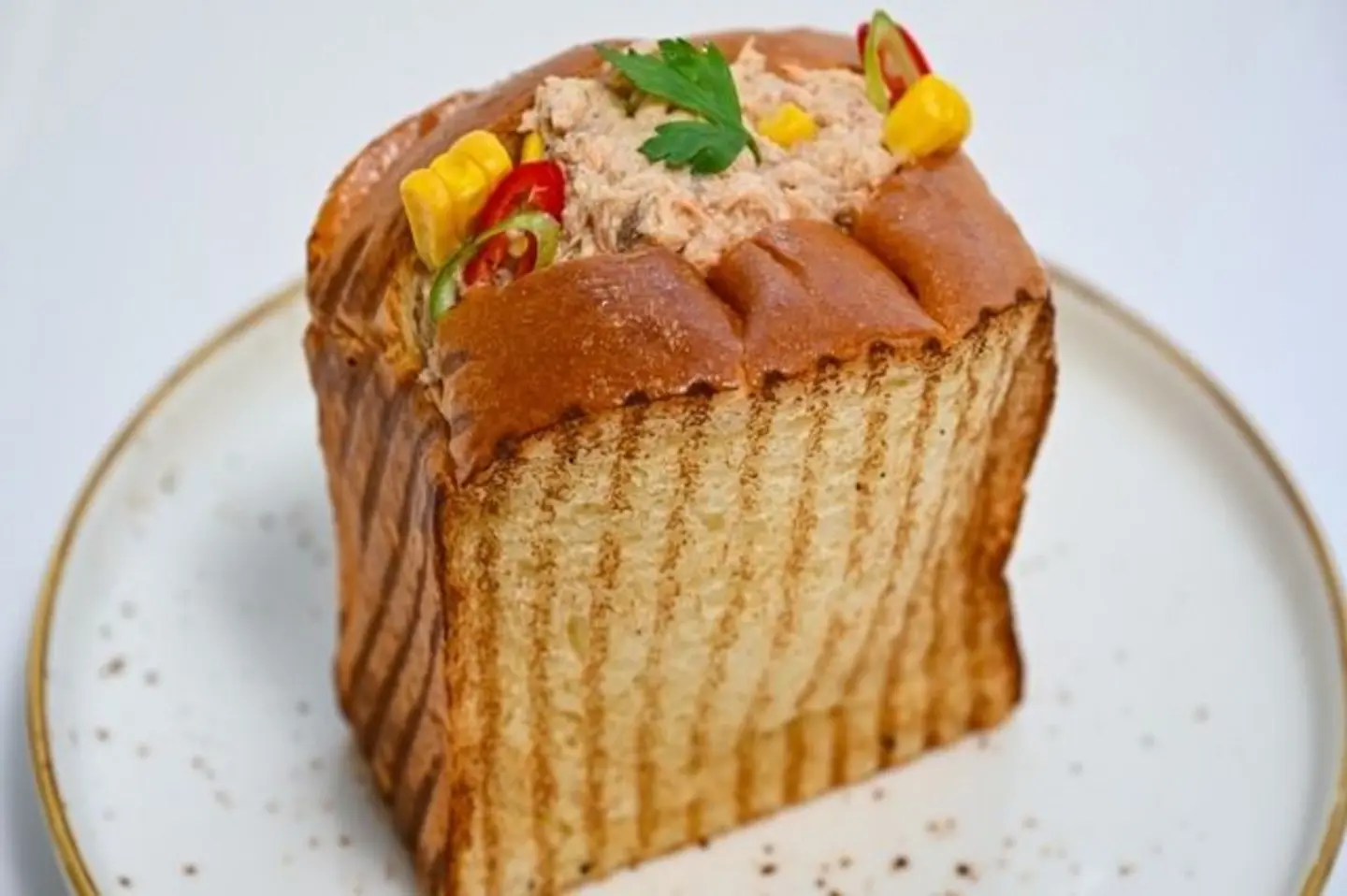 بريوش بالتونة