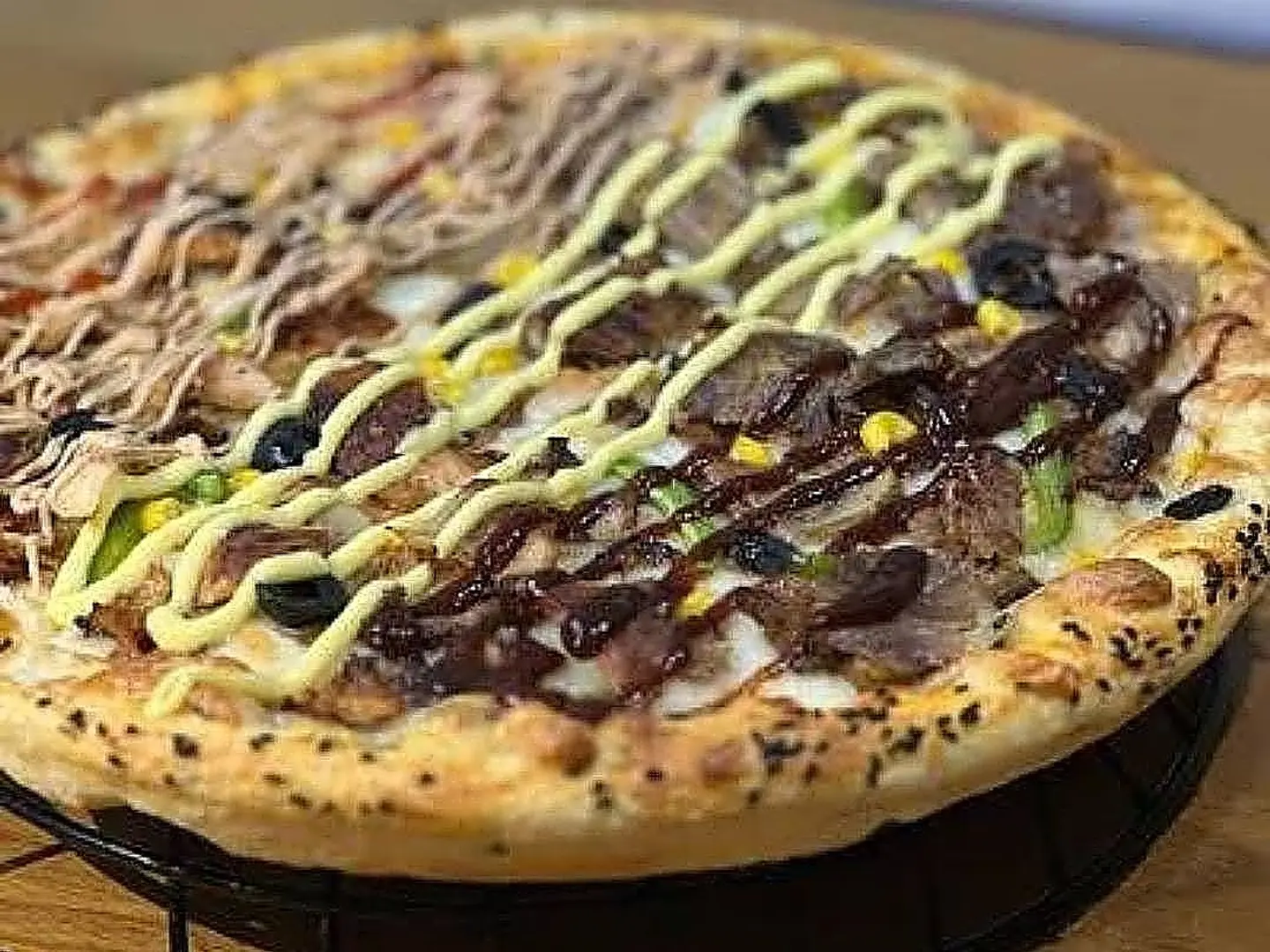 بيتزا مكس سبيشل كبيره