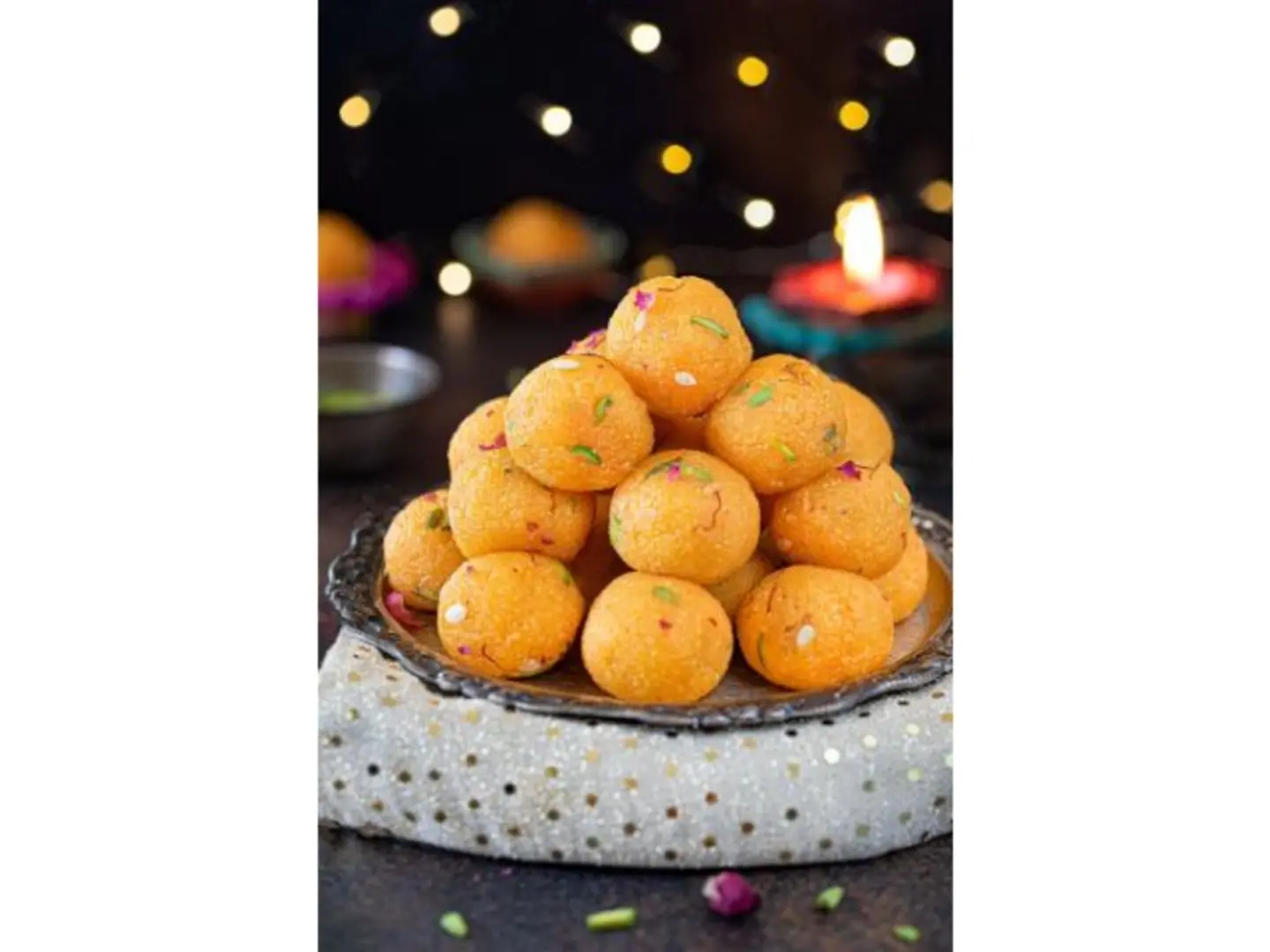 Moti Choor Laddu