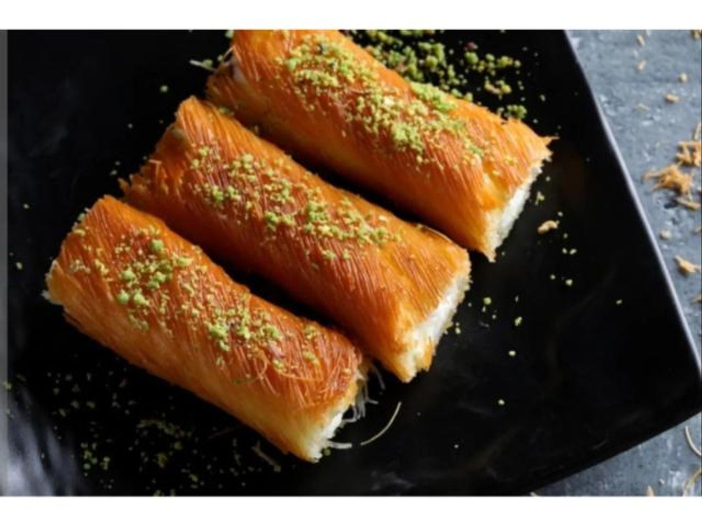 Cream Mabruma