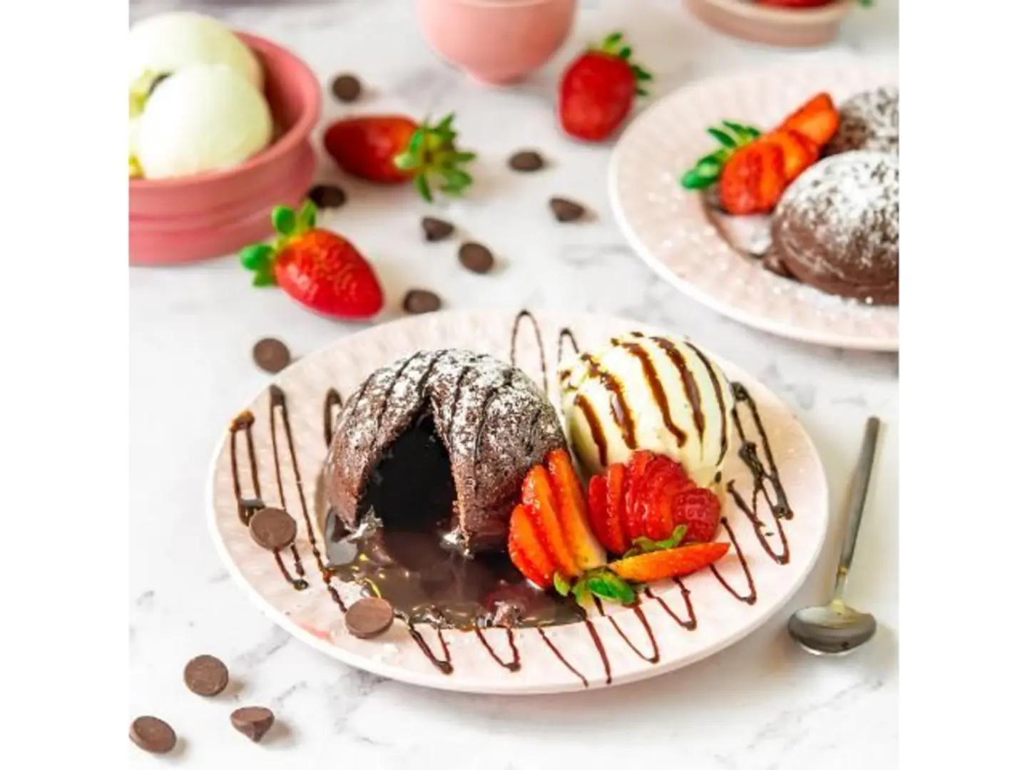 Fondue Cake Clay Pot