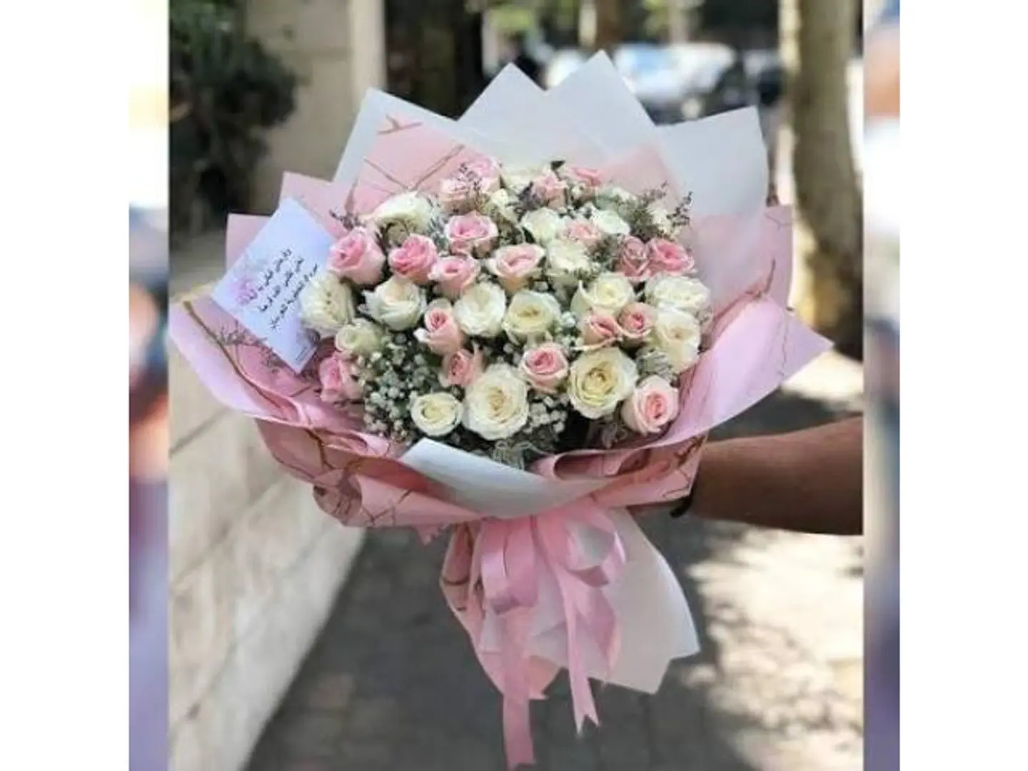 بوكيه ورد وردي وبنك 20ورده