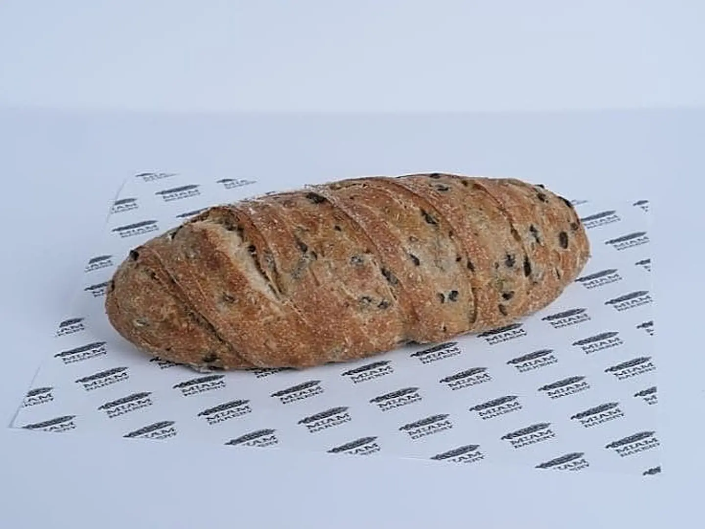 خبز بالزيتون