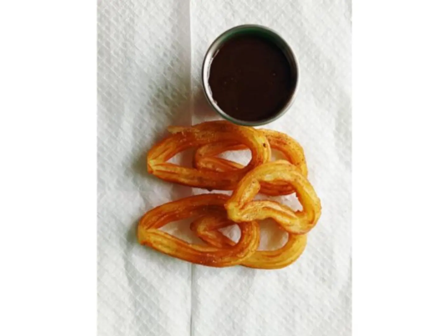 تشوروس مع الشوكولاتة