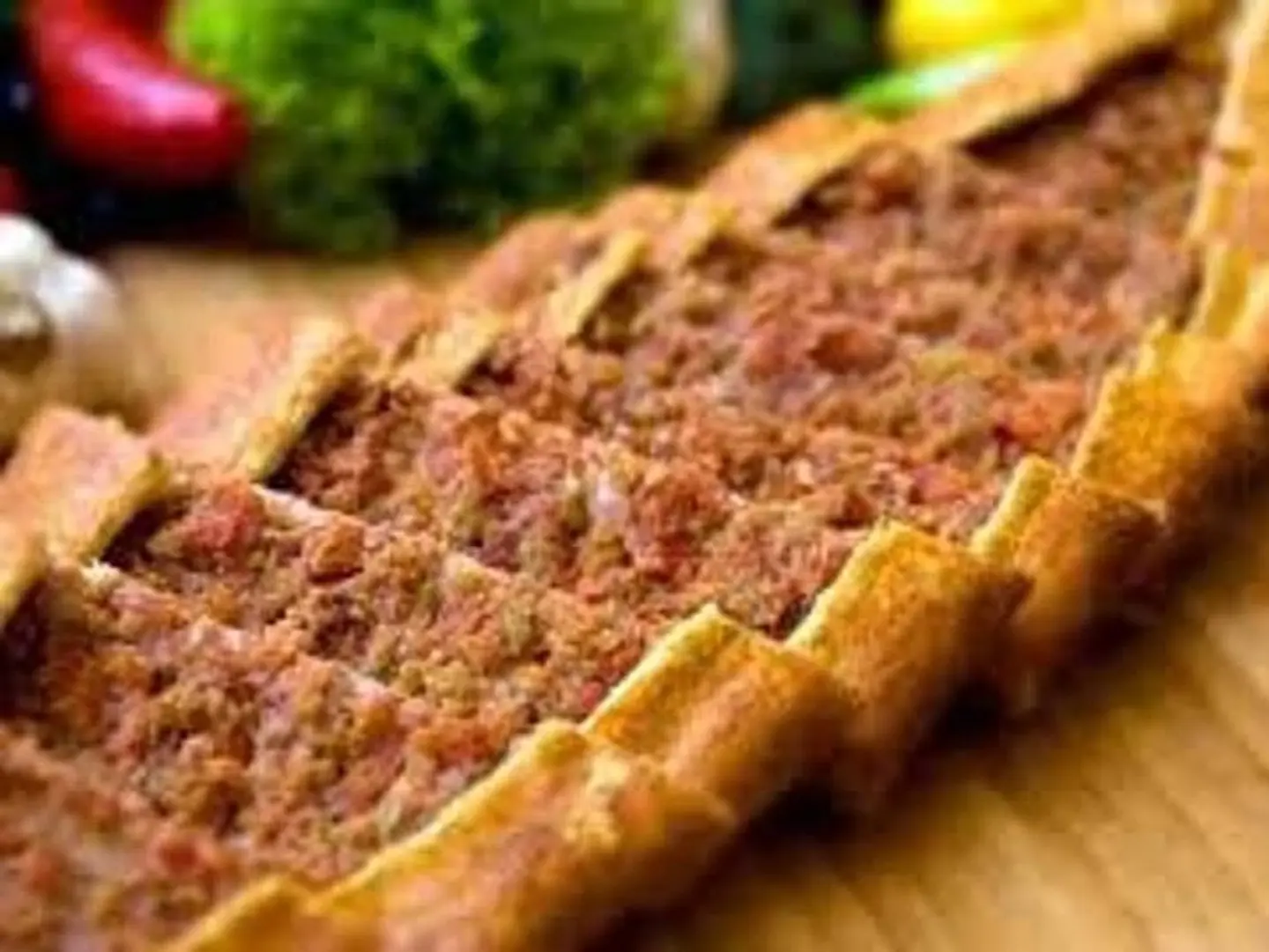 لحم بالعجین