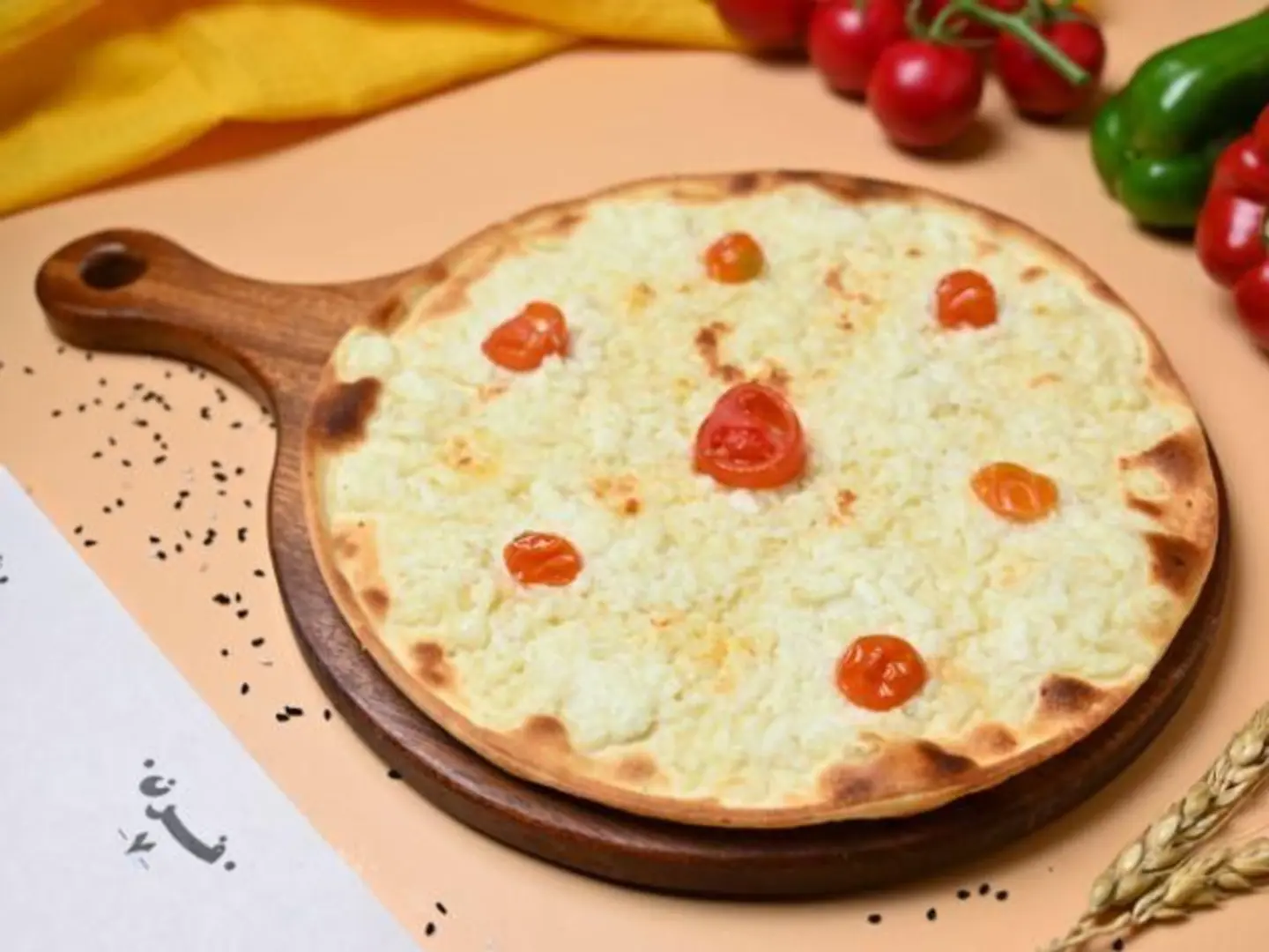 منقوشه حلوم بالطماطم