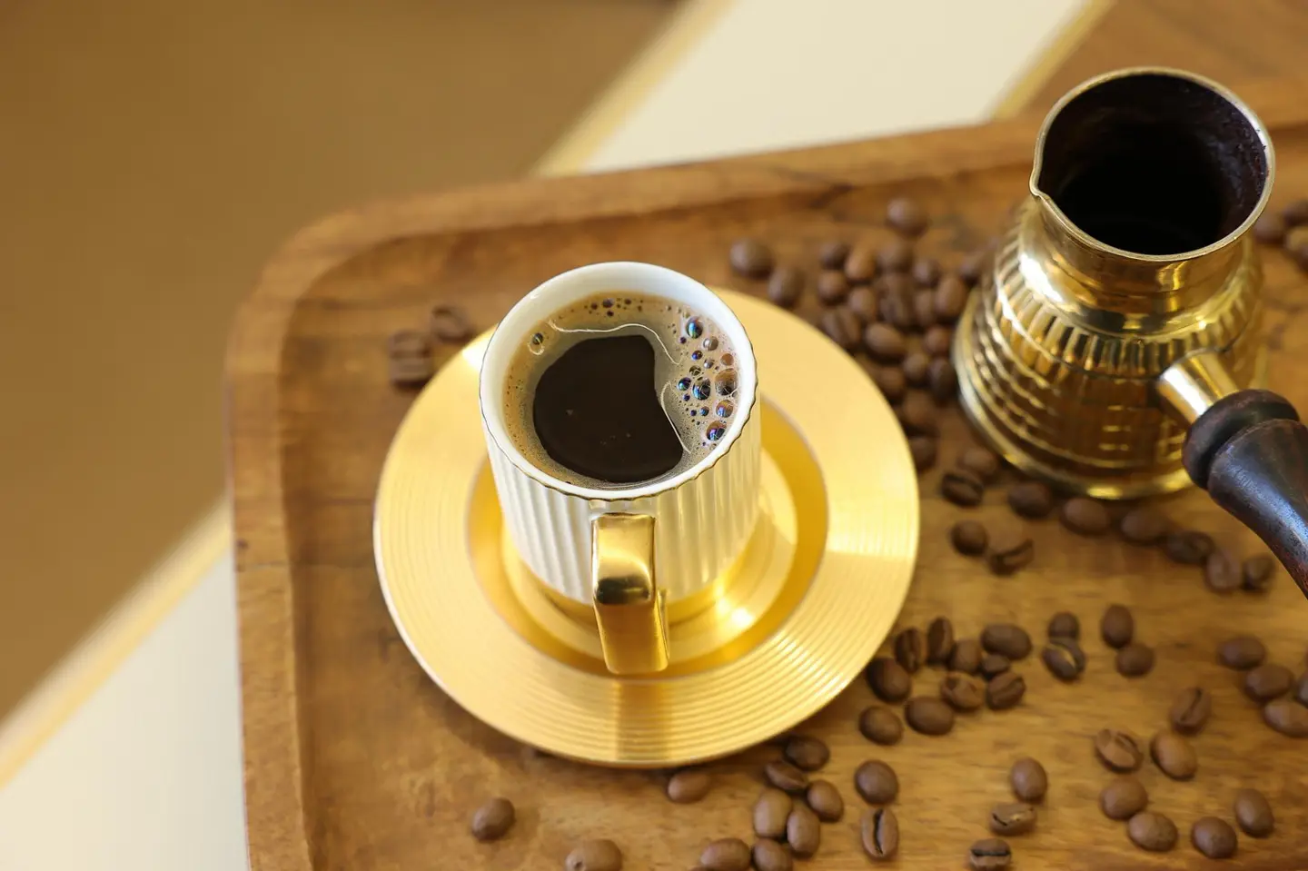 قهوة تركية ساده بالهيل بالمستكا
