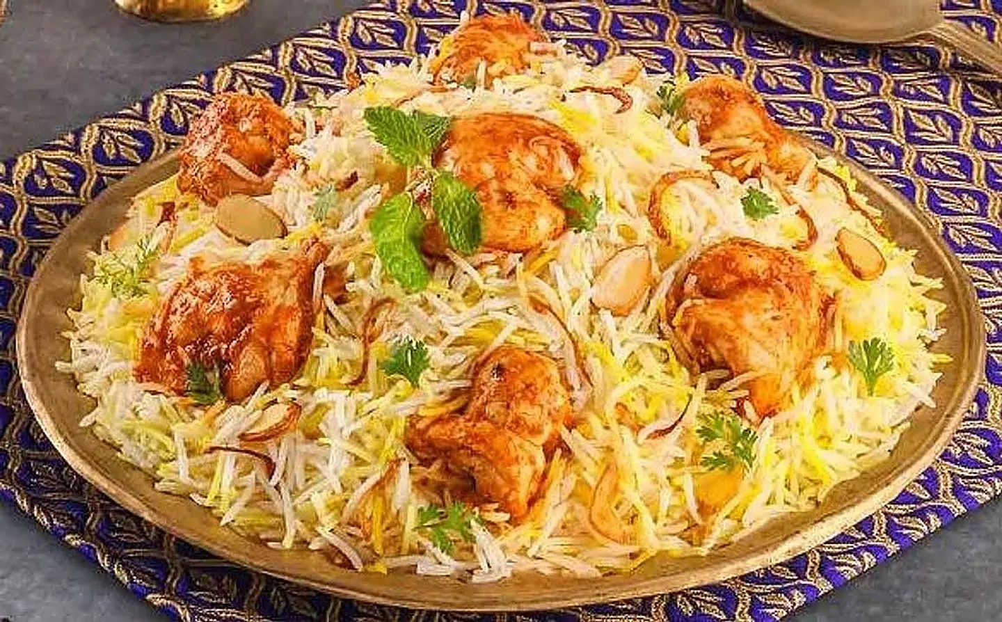 دجاج زيتون خاص تكا برياني