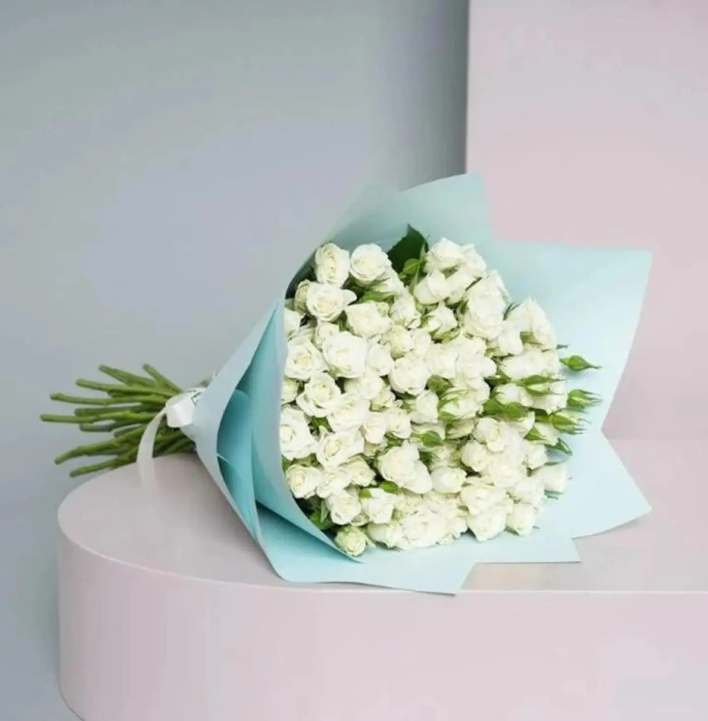 باقه ورد ابيض صناعي